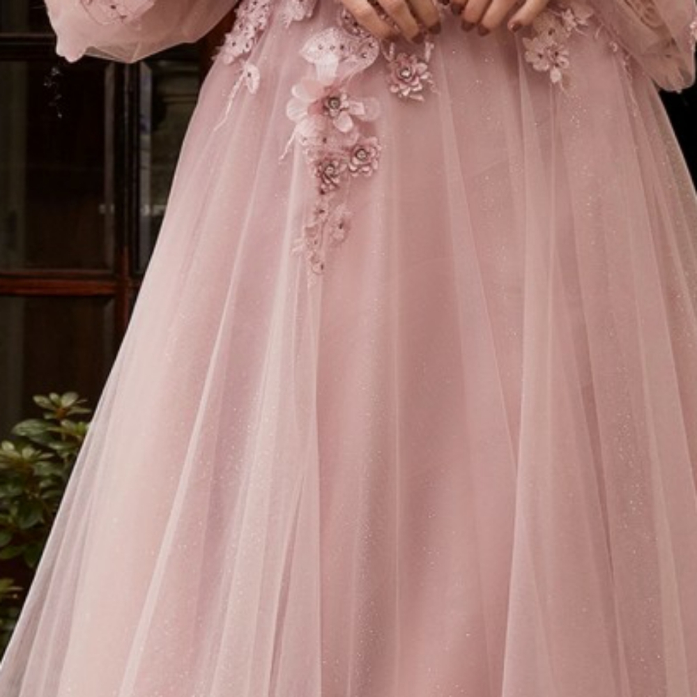 MAUVE LAYERED TULLE Formal  evening gown WITH Detacable SLEEVES, floral design - Picture 3 of 7